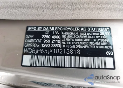 2001 Mercedes-Benz E 320 z USA, uszkodzony, nr VIN WDBJH65JX1B213818